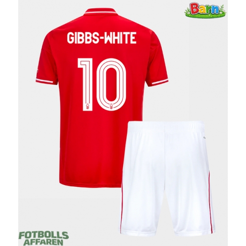 Nottingham Forest Morgan Gibbs-White #10 Hemmaställ Barn 2025-26 Kortärmad (+ Korta byxor)